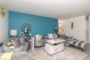30078 W 12 Mile Rd, Farmington Hills, MI 48334 - Photo 18