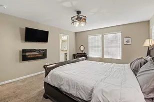 2129 Kensington Park Cir, Holland, MI 49423 - Photo 20
