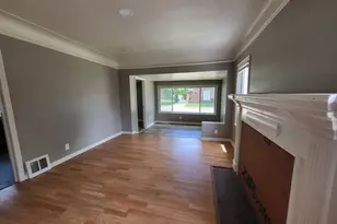 23077 Piper Ave, Eastpointe, MI 48021 - Photo 4