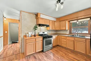 200 Lawndale Ave NE, Grand Rapids, MI 49503 - Photo 6