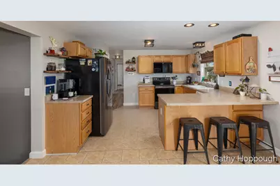 918 Emerald Circle, Lake Odessa, MI 48849 - Photo 14
