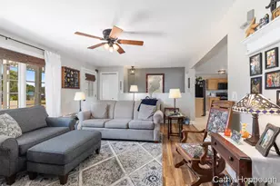 918 Emerald Cir, Lake Odessa, MI 48849 - Photo 10