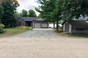 16155 Birchwood Dr, Leroy, MI 49655 - Photo 2
