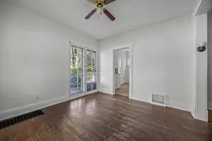 689 E Larch Ave, Muskegon, MI 49442 - Photo 10