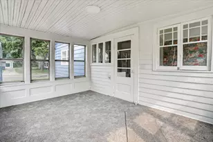 939 Backus St, Jackson, MI 49202 - Photo 32