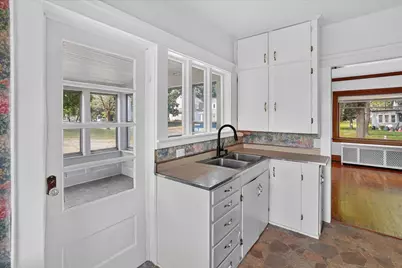 939 Backus Street, Jackson, MI 49202 - Photo 12