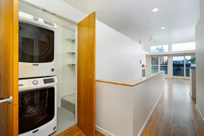 217 E Washington Street, Ann Arbor, MI 48104 - Photo 14
