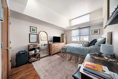 217 E Washington Street, Ann Arbor, MI 48104 - Photo 10