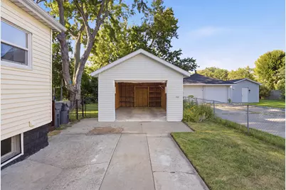 1323 Wolcott Avenue, Saint Joseph, MI 49085 - Photo 24