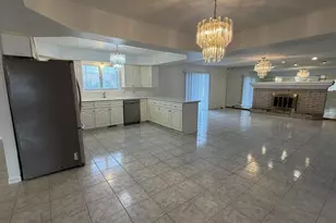 36868 Melbourne Dr, Sterling Heights, MI 48312 - Photo 10