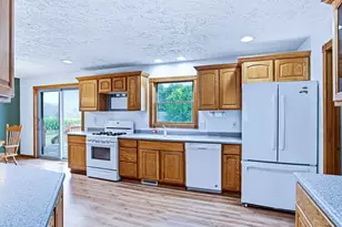5967 Nichols Rd, Mason, MI 48854 - Photo 16