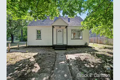 112 S Kenwood Street, Muskegon, MI 49442 - Photo 1