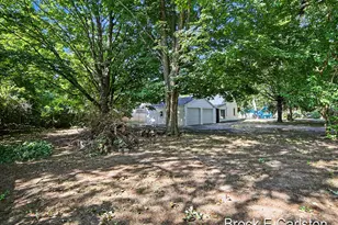 112 S Kenwood St, Muskegon, MI 49442 - Photo 38