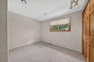 43646 Westridge Ln, Novi, MI 48167 - Photo 22