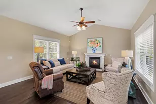 8037 Engelwood Ave, Richland, MI 49083 - Photo 6