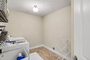 8037 Engelwood Ave, Richland, MI 49083 - Photo 24