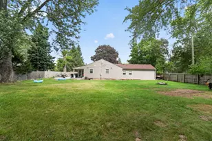 6140 Pinckney Rd, Pinckney, MI 48169 - Photo 32