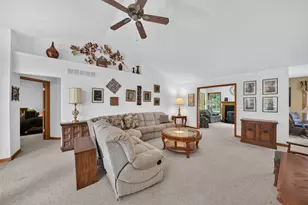 4645 River Pointe Blvd, Niles, MI 49120 - Photo 10