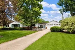 28234 M-60, Cassopolis, MI 49031 - Photo 2