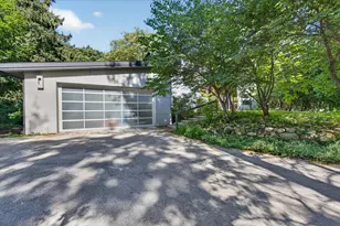 4061 Thornoaks Dr, Ann Arbor, MI 48104 - Photo 60