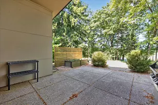 4061 Thornoaks Dr, Ann Arbor, MI 48104 - Photo 50