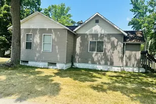 1541 6th St, Muskegon, MI 49441 - Photo 14