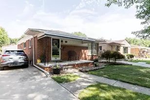 3985 Harding St, Dearborn Heights, MI 48125 - Photo 2