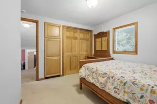 2580 Locust Ln, Stevensville, MI 49127 - Photo 16