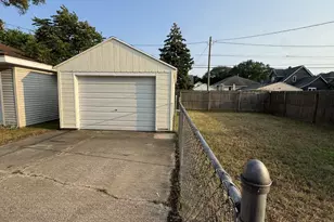 360 W 18th St, Holland, MI 49423 - Photo 30