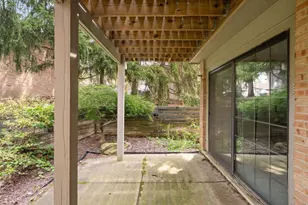 2250 Rivenoak Ct, Ann Arbor, MI 48103 - Photo 42