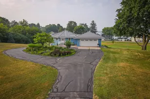 828 Reunion Ave, Fremont, MI 49412 - Photo 4