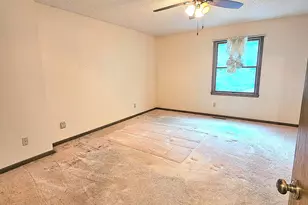2886 Oak Ct, Spring Lake, MI 49456 - Photo 8