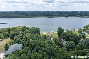3235 Lakeview Dr, Allegan, MI 49010 - Photo 126