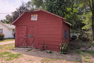 502 W Main St, Hartford, MI 49057 - Photo 6