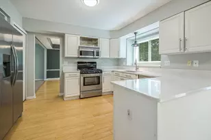 5950 Cottonwood Dr, Ypsilanti, MI 48197 - Photo 10