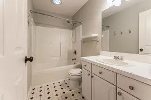 5950 Cottonwood Dr, Ypsilanti, MI 48197 - Photo 36