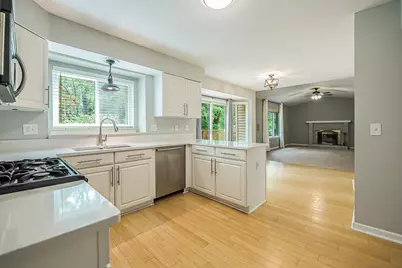 5950 Cottonwood Drive, Ypsilanti, MI 48197 - Photo 8