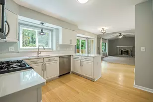 5950 Cottonwood Dr, Ypsilanti, MI 48197 - Photo 8
