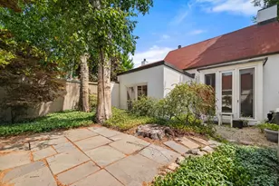 1019 Young Pl, Ann Arbor, MI 48105 - Photo 26