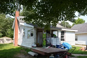 210 N Brown St, Paw Paw, MI 49079 - Photo 16