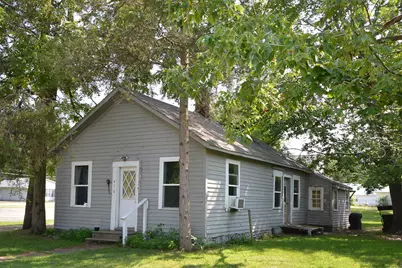 410 N Lagrave Street, Paw Paw, MI 49079 - Photo 1