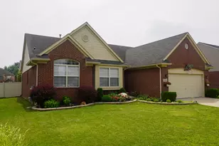 38619 Watson Cir, Westland, MI 48186 - Photo 2