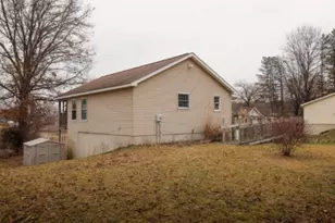 24108 Banker St, Sturgis, MI 49091 - Photo 14
