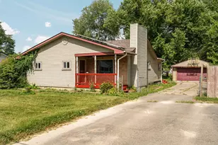 20061 Wilmot Rd, Belleville, MI 48111 - Photo 2