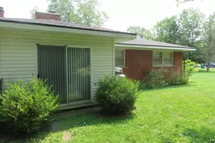 11000 Morton Taylor Rd, Belleville, MI 48111 - Photo 4