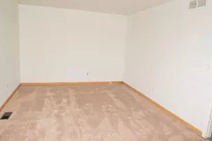 26177 Kinyon St, Taylor, MI 48180 - Photo 18