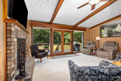 7640 9 Mile Road NE, Rockford, MI 49341 - Photo 8
