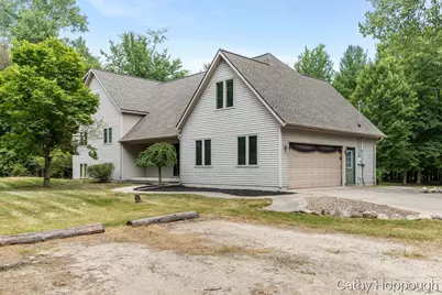 8687 River Run Trail, Greenville, MI 48838 - Photo 2