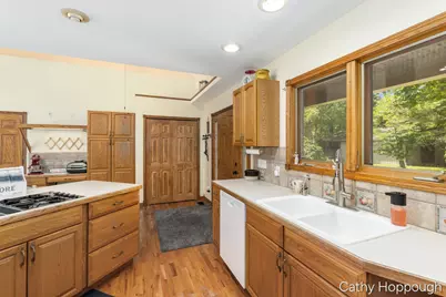 8687 River Run Trail, Greenville, MI 48838 - Photo 8