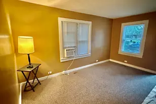 363 Searles Ave, Benton Harbor, MI 49022 - Photo 4